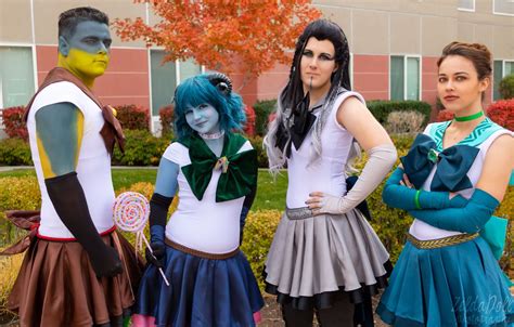 SAILOR MOON and CRITICAL ROLE Come Together in This Amazing Group Cosplay — GeekTyrant