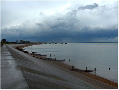 Sheerness beach - Kent, UK | Sheerness beach - Kent, UK - Ap… | Flickr