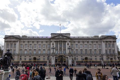 Free stock photo of buckingham palace, london, queen