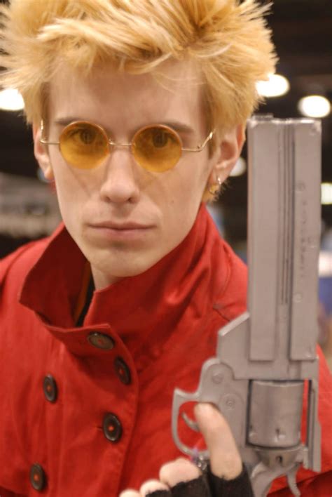 Trigun: Vash Cosplay Acen 2013 by nova7011 on DeviantArt