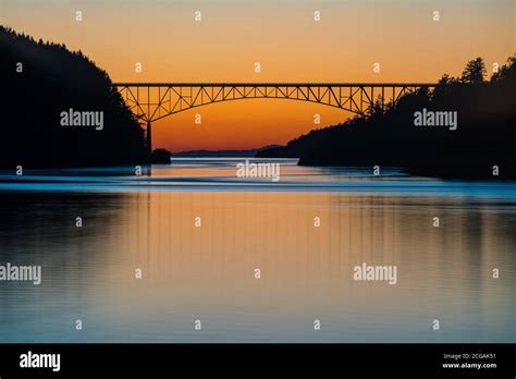 Washington State Deception Pass Bridge Sunset Reflection Stock Photo - Alamy