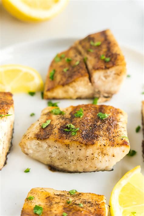 Grilled Mahi Mahi {7 Minutes} - The Big Man's World