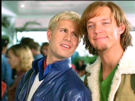 Freddie Prinze Jr. and Matthew Lillard as Fred and Shaggy | Shaggy ...