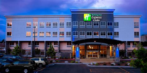 Hotel in Colorado Springs | Holiday Inn Express & Suites Colorado ...