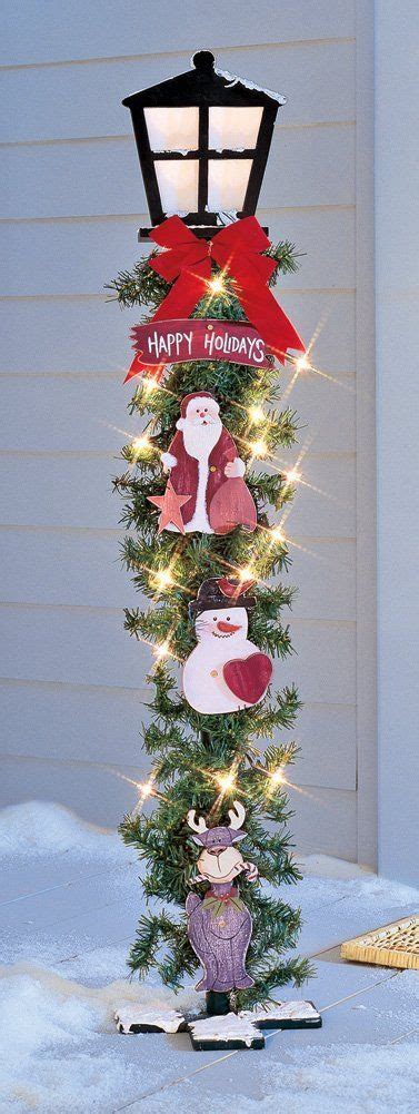 Christmas Lamp Posts | Christmas Wikii | Bricolaje de decoraciones de navidad, Decoracion ...