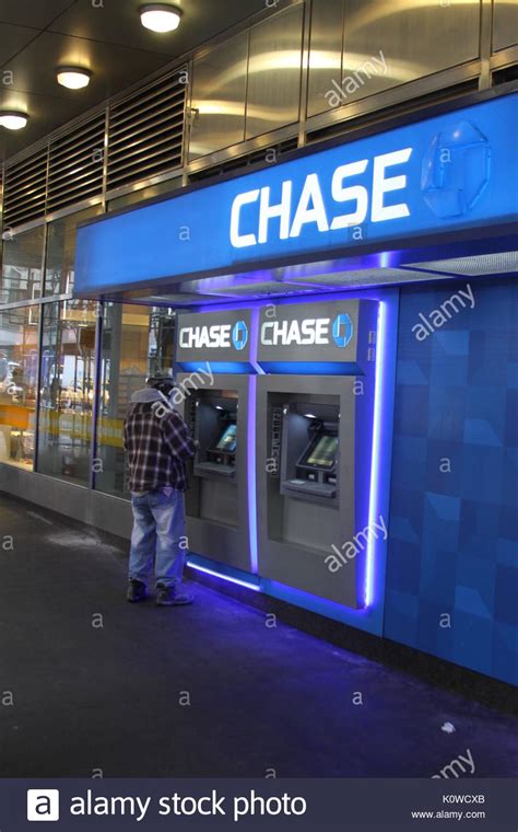 Chase Bank Atm Stock Photos & Chase Bank Atm Stock Images - Alamy