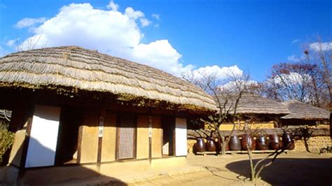 Icheon Ceramic Village & Korean Folk Village Tour