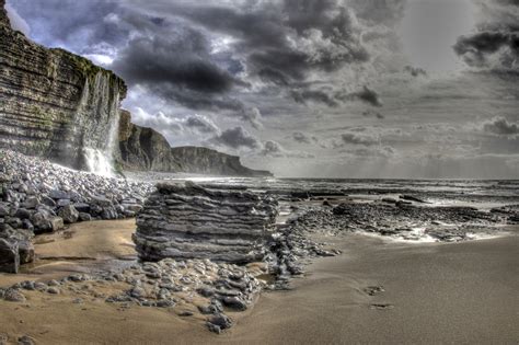 Wallpaper : cwm, mawr, waterfall, clouds, beach, cans, cliffs ...