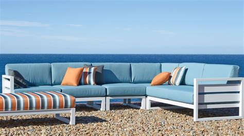 Retreat 4-Piece Outdoor Corner Modular Lounge