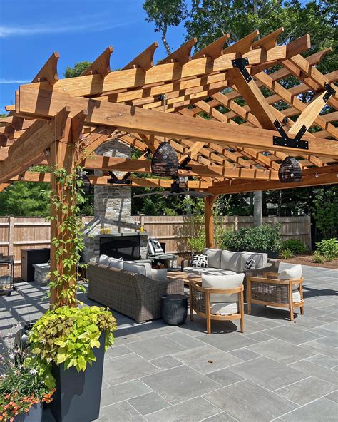 The Gable Pergola