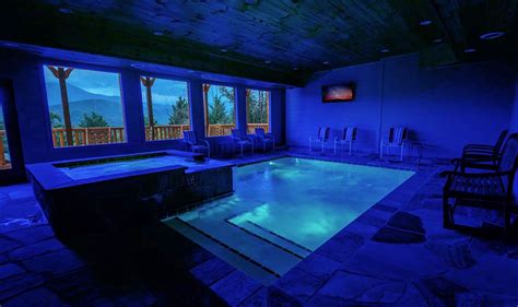 hotels gatlinburg tn indoor pool - Ester Bolen