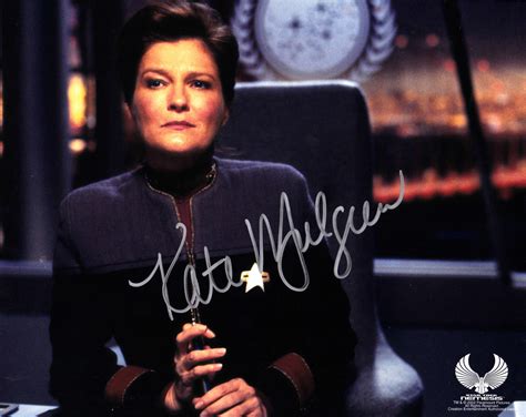 Kate Mulgrew Star Trek Voyager signed 8x10 photo - Fanboy Expo Store