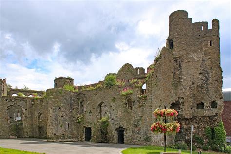 Swansea Castle | Visitor Information | Castle History