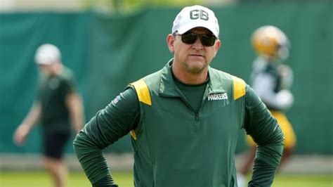 Packers Fire Defensive Coordinator Joe Barry - Sports Illustrated Green ...