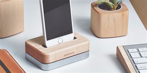 8 of the best iPhone docks you can buy right now - Business Insider