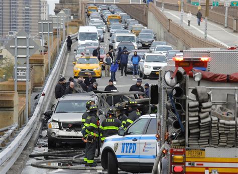 Fiery rush-hour Brooklyn Bridge crash kills 1, closes span