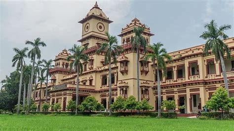 Increasing number of IIT seats going vacant, maximum at IIT-BHU | NewsBytes