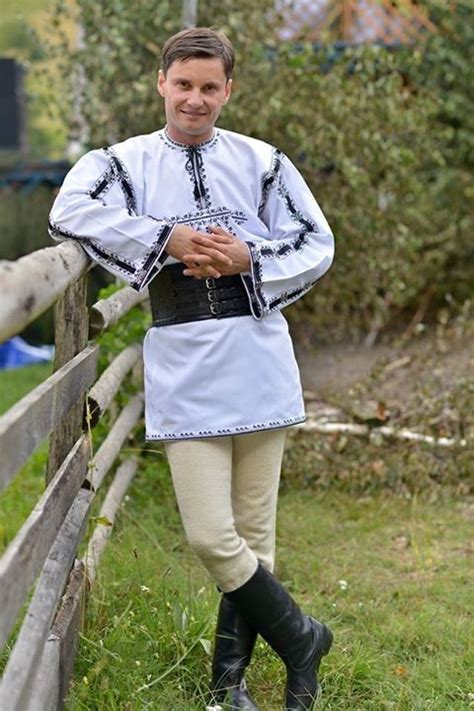 Romanian men traditional clothing port popualr romanesc - Romania Photo (39891664) - Fanpop