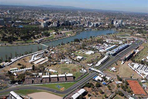 The Melbourne Grand Prix Circuit - Racing around the lake in the city centre