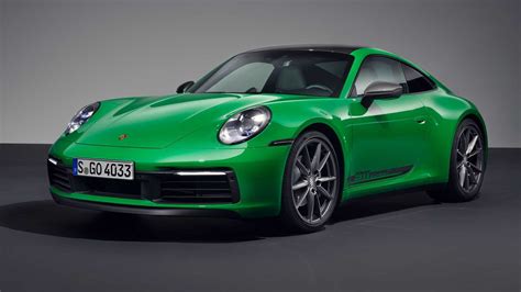 2023 Porsche 911 Carrera T Debuts With Seven-Speed Stick, No Back Seat