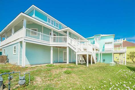 Holiday Beach House: 3 Bedroom Pet Friendly Holiday Rental in Port Aransas TX (151306) - Find ...