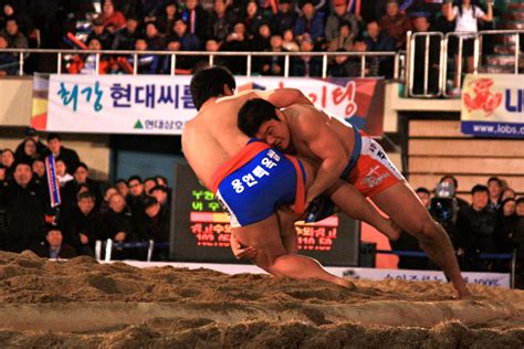 Korean Wrestle Mania: The 2012 Seollal Ssireum Tournament - Tripologist