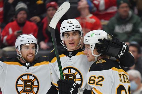 Bruins vs. Red Wings 1/2/22 RECAP: Depth cashes in for 5-1 win ...