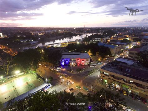 PHOTOS: City Hall of Cagayan de Oro Dusk to Dark