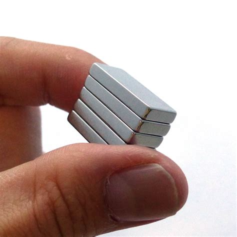 Block Neodymium Super Strong Magnets - 20x10x3mm, N35