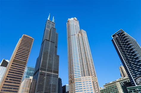 Willis Tower in Chicago - One of the World's Tallest Skyscrapers – Go Guides