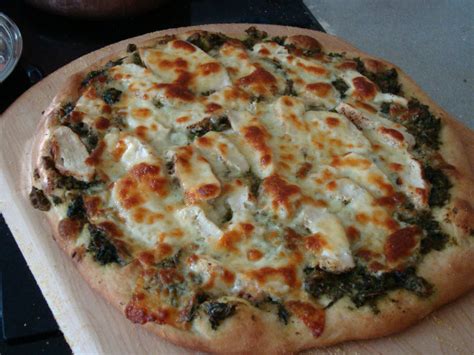 Provolone Pizza with Chicken and Pesto | WizardRecipes