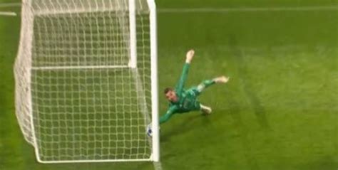 Champions League: David De Gea save video, Manchester United v Young Boys, reaction