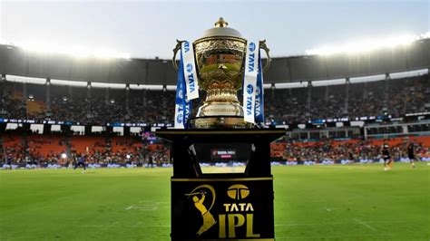 IPL 2023: All you need to know about the glittering trophy and its designer