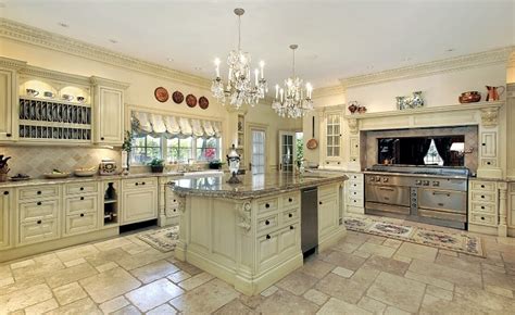 Stunning Kitchens with Tile Floors • Art of the Home