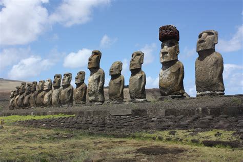 File:Easter Island, Ahu Tongariki (6691207937).jpg - Wikimedia Commons