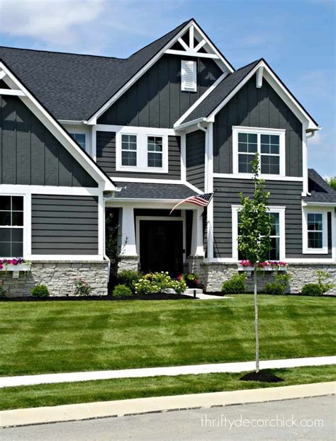 Dark Gray Siding With White Trim | Exterior Color Selections | Gray house exterior, Craftsman ...