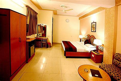 HOTEL PARKWAY DELUXE - Updated 2024 Prices & Reviews (New Delhi, India)