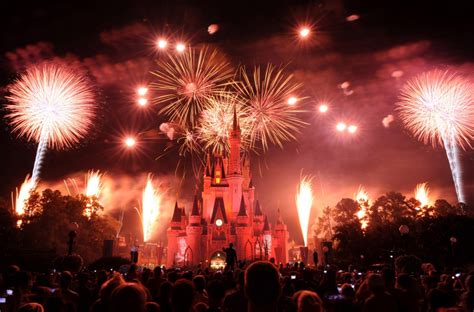 Disney Parks After Dark: Fireworks at Walt Disney World Resort « Disney ...