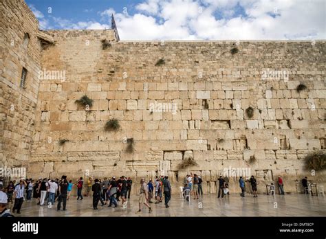 The Wailing Wall in Jerusalem Stock Photo - Alamy