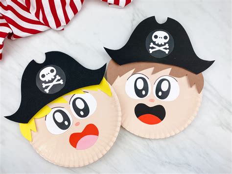 Paper Plate Pirate Craft For Kids [Free Template]