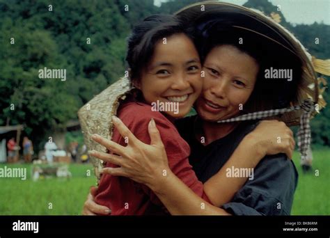 Heaven earth 1993 hiep thi hi-res stock photography and images - Alamy