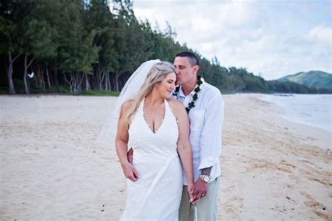 Waimanalo Bay Beach Wedding | Wedding Planner Hawaii | Beach Wedding ...