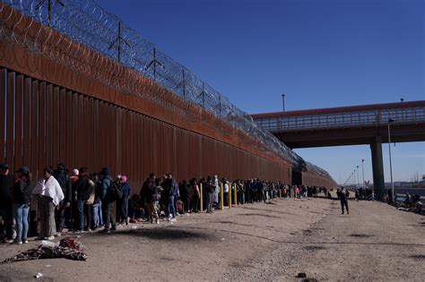 Trump Border Wall Construction in Texas to Resume Under Biden ...