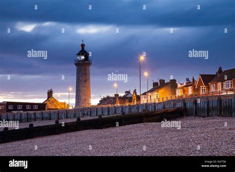 Shoreham by sea, lighthouse hi-res stock photography and images - Alamy