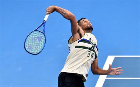 Kyrgios shows a more charitable face | Neos Kosmos