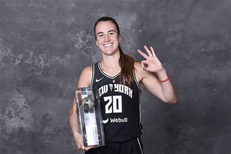 Sabrina Ionescu Beat the WNBA 3-Point Record | Nice Kicks