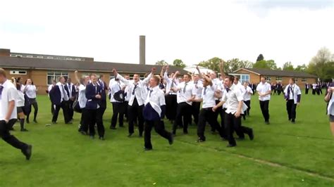 Alderbrook School - Year 11 leavers 2010 - YouTube