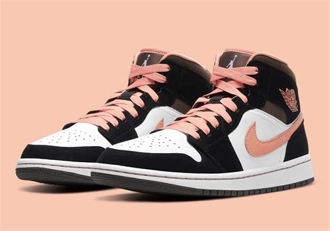 Buy pink and white air jordan 1 mid> OFF-51%