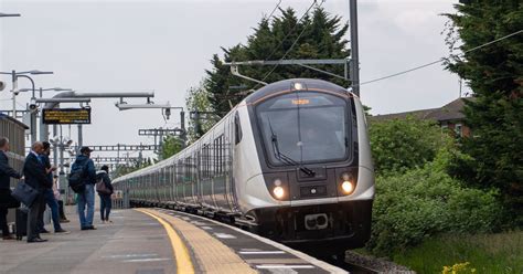 Elizabeth line delays live: Severe disruption on most of railway due to ...