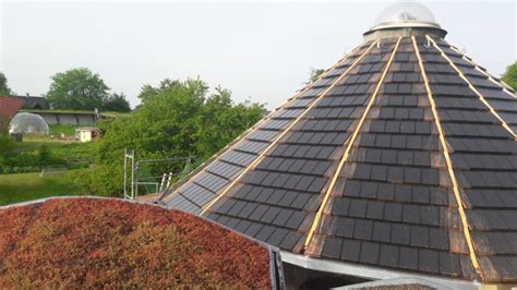 Conical roof equipped with solar tiles – pv magazine International